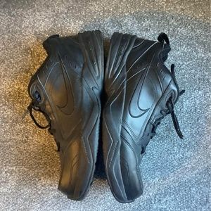 Nike Air Monarch Mens Black 416355-001 Size 11.5